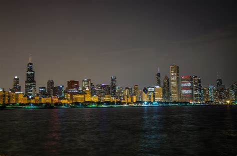 We Support Our Blackhawks Chicagos Skyline The Night The Flickr