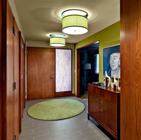 17 Welcoming Mid Century Modern Entrance Designs That Will