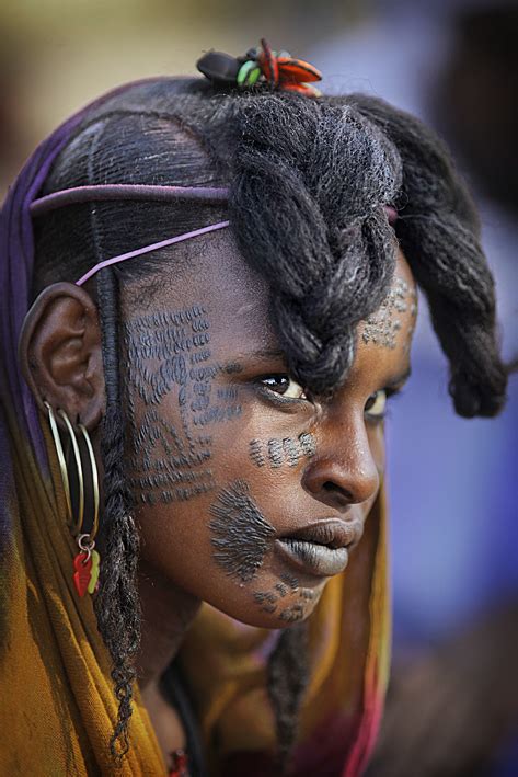 WODAABE MBORORO PEOPLE THE NOMADIC FULANI SUB TRIBE THAT CULTIVATE