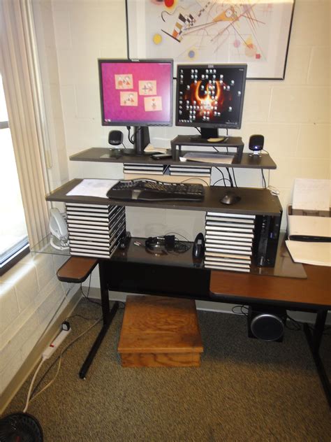 I have gathered some of my favorite easy and creative diy desk organizer solutions from around the web for you. DIY Standup Desk: Stand Up for Ergonomics