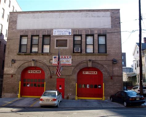 E079 Fdny Firehouse Engine 79 Ladder 37 And Battalion 27 N Flickr