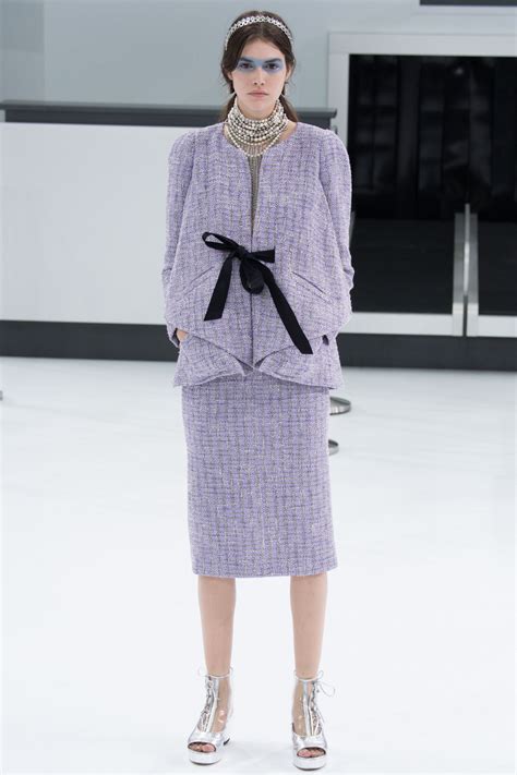 Chanel Spring Ready To Wear Fashion Show Mode Inspiration