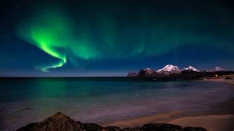 Green Aurora Borealis Aurorae Hd Wallpaper Wallpaper Flare