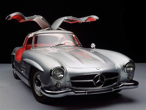 6 Reasons You Rarely See Gull Wing Doors Anymore