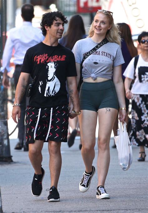 Sophie Turner And Joe Jonas Shopping In Soho In Nyc Hottest Celebrities