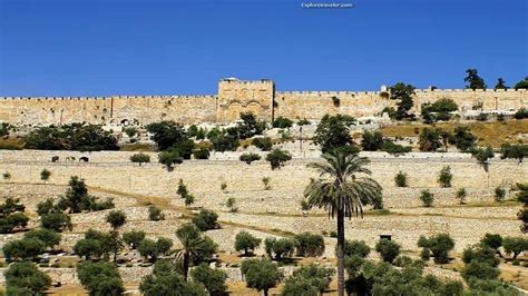 The Eastern Gate Of ‎jerusalem With 3 Great Historical Contexts