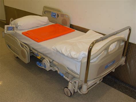 Krankenhausbett