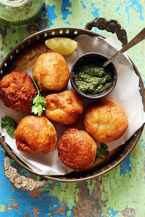 Bread Balls With Paneer Stuffing Cook Click N Devour