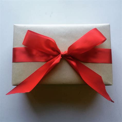 Christmas bow  Christmas bows, Gift wrapping, Gifts