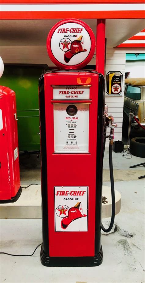 Texaco Fire Chief Restored 1939 American Gas Pump