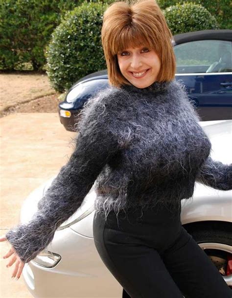 Pin Auf Womans Fuzzy Sweaters