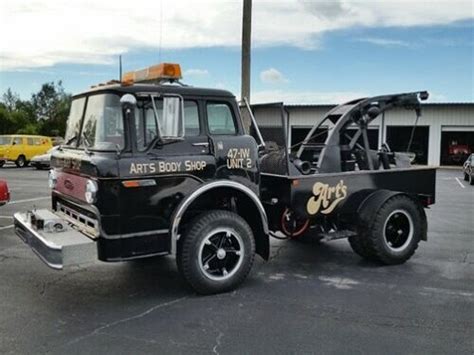 Ready To Tow Ford C600 Wrecker Barn Finds