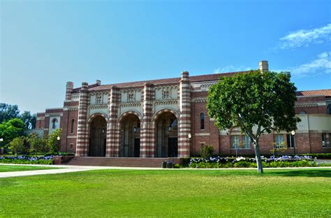 Ucla extension provides best in class education in marketing, business, engineering, arts, and much more. UCLA's best bathrooms for any situation | Daily Bruin
