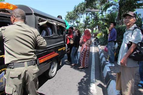 Pemkot Surabaya Sediakan Angkutan Pengganti Selama Aksi Unras Sopir