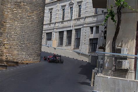 Азербайджан добавлен 1 сен 2015. Video: Onboard lap of Baku City Circuit - Pitpass.com