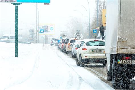 Winter Storm Traffic Editorial Stock Photo Image Of Snowfall 105776693