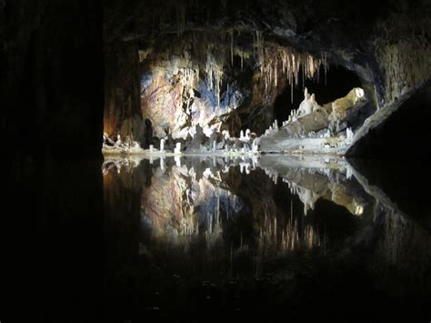 Fond Décran La Grotte Speleothem Formation Stalactite Stalagmite