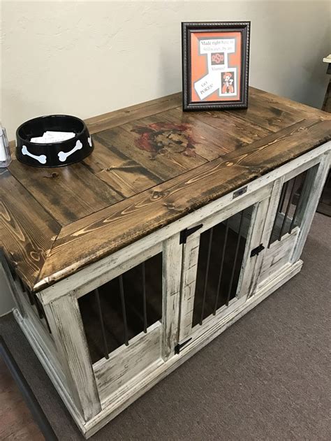 These dog crate end tables for small dogs feature a solid top for storing personal items. The 25+ best Wooden dog crate ideas on Pinterest | Wooden ...