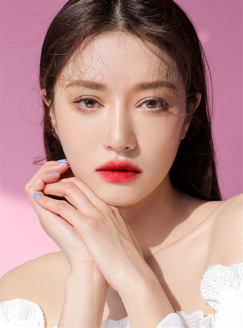 stylenanda asian makeup looks korean makeup look red lips makeup look black girl makeup