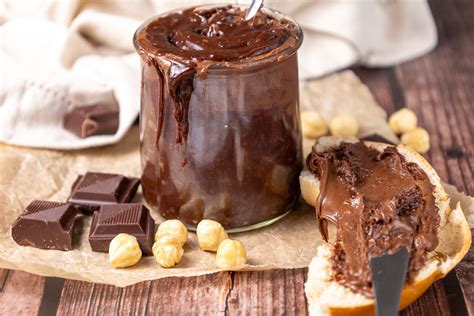 How To Make Homemade Nutella Chocolate Hazelnut Spread Delectable