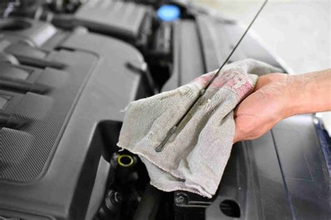 How To Easily Remove Overfilled Engine Oil Expert Method Carsneedcare