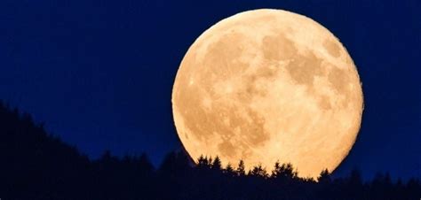 La Superluna Azul Del De Agosto De Tiene Algo Especial No Es Azul