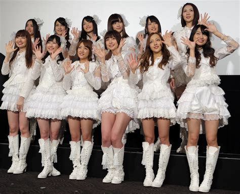 Minami Minegishi Japanese Akb48 Popstar Weeps And Shaves Free