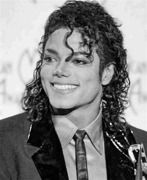 Mike Jackson Michael Jackson Smile Michael Love Guinnes Book New