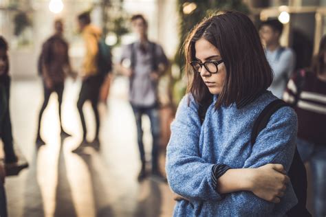 Tips For Helping Socially Anxious Teens