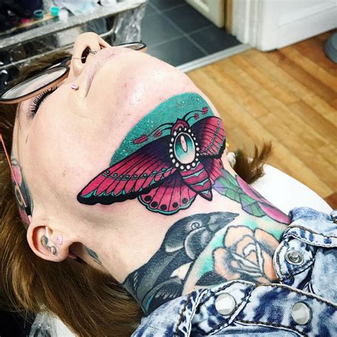 101 Best Chin Tattoo Ideas You Ll Have To See To Believe Outsons
