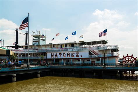 It is listed as one of the seven natural wonders and became a united states national park in 1919. Reisebericht, Tagesausflüge und Sehenswürdigkeiten New Orleans