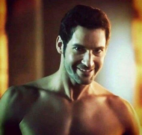 Pin By Marje Meyer On Tom Ellis Tom Ellis Shirtless Tom