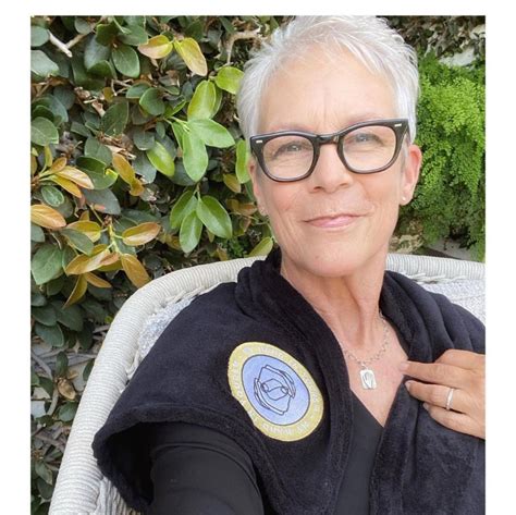 Jamie Lee Curtis Shares Pic Of Herself In Underwear To Encourage Fans To Love Their Bodies