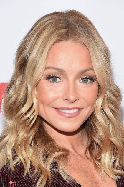 Biography Of Kelly Ripa Details Online Hdss