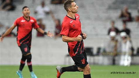 Antes de sentenciarse el retorno de. Marco Ruben anotó dos goles en una nueva victoria de ...