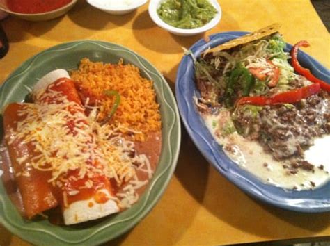 Descriptions of mexican food at fiesta ranchera mexican restaurants in bloomington, il. Fiesta Ranchera Mexican Restaurant - Mexican - Bloomington ...