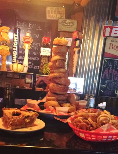 Dig Into A Barbecue Meal At Big Rs Bbq In Missouri