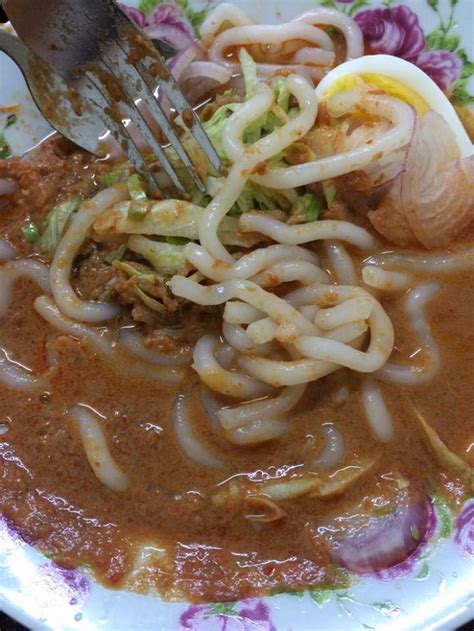 Over here in the midwest, gathering the ingredients is the most challenging part. Resepi Gulai Ikan Merah Utara - everching0721