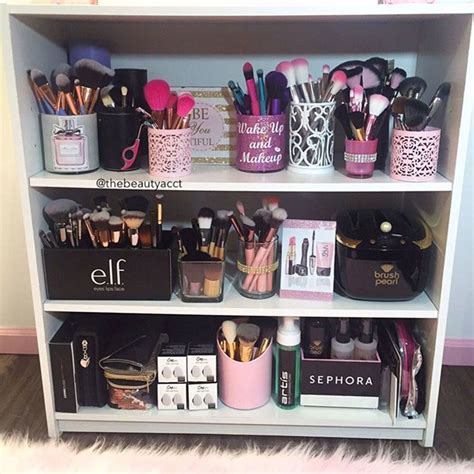 These 22 Magnificent Makeup Stations Will Inspire You More In 2020