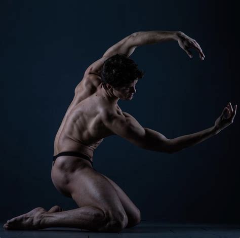 Pin By Pedro Velazquez On Male Dancers Male Dancer Ballet Photos Dance Blog