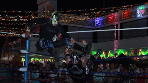 “lucha Libre En Tu Colonia” Llegó Al Festival De Día De Muertos En Playa Del Carmen Soy Playense