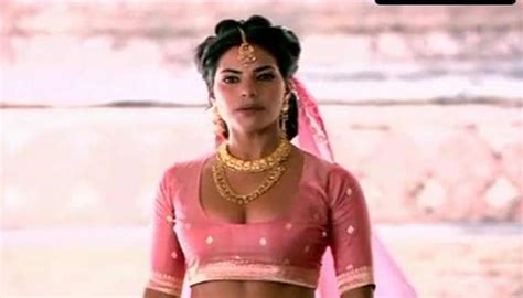 Indira Varma Breasts Bush Scene In Kama Sutra A Tale Of Love Rikki