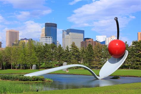 Spoonbridge And Cherry Minneapolis Sculpture Garden Flickr