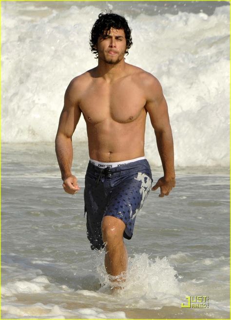 jesus luz basks on the beach photo 2430201 jesus luz shirtless pictures just jared