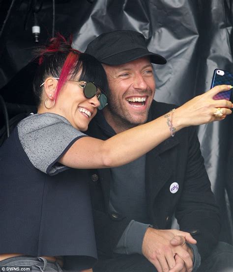 Lily Allen And Chris Martin Take Selfie At Bbc Radio 1 Big Weekend In Glasgow Daily Mail Online
