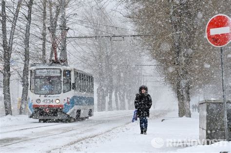 В москве продолжается аномальный снегопад. Мощный снегопад в Москве ФОТО: dedmorozlab — LiveJournal
