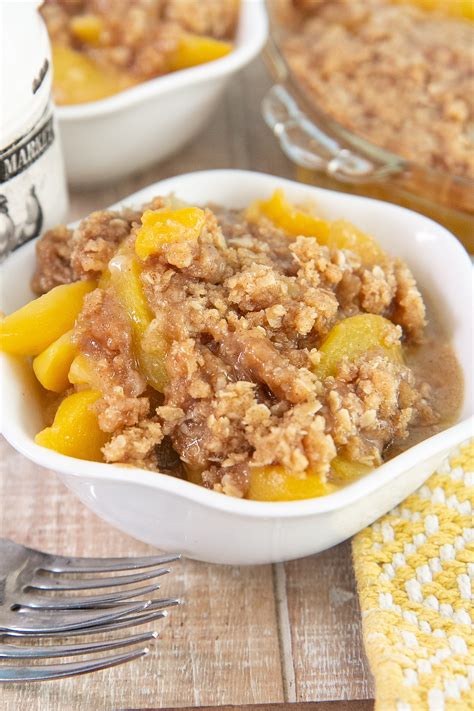 Peach Crisp With Oats MAKE THIS- Divas Can Cook