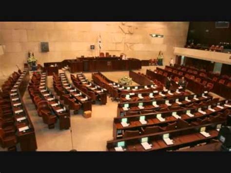 מקרן קול עם רמקולים אלחוטיים. ‫הרב אמנון בראיון אצל משה גלסנר רדיו קול חי‬‎ - YouTube