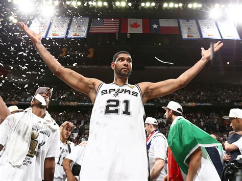 Explains who had the better career. Tim Duncan's Trainer Says He Would Be a 'Legit Competitor ...