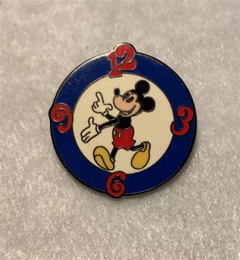 Disney Dl Cast Recognition Clock Toontown Clock Mickey Mouse Pin 4152